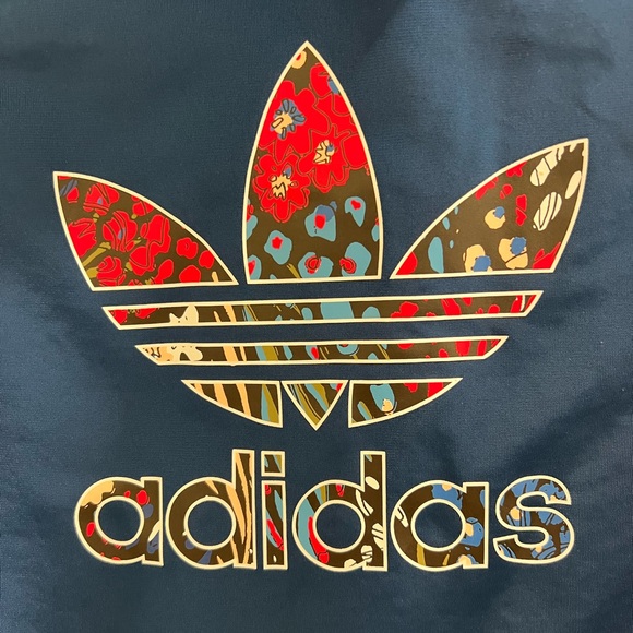 Women’s Adidas Jacket Size S - Picture 5 of 5